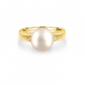 Freshwater Pearl & Diamond Ring
