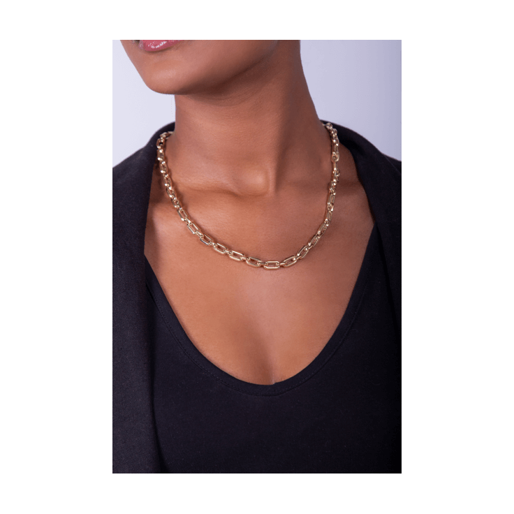 Paperclip Chunky Chain Necklace on woman